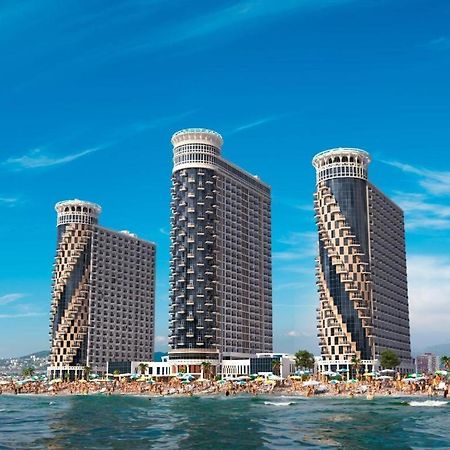 Apartment In Orbi Sea Tower For Rent Batumi Eksteriør bilde