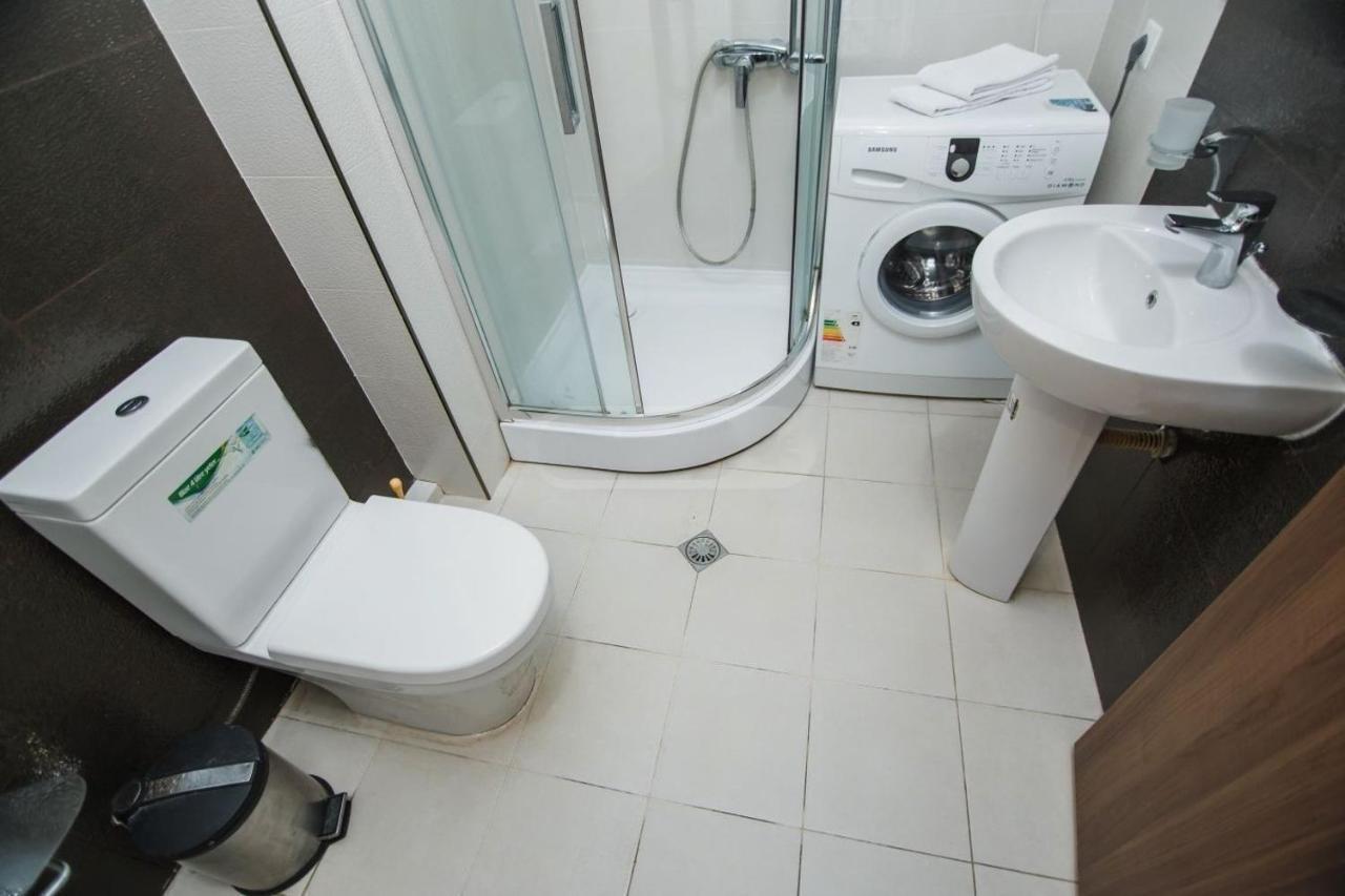 Apartment In Orbi Sea Tower For Rent Batumi Eksteriør bilde