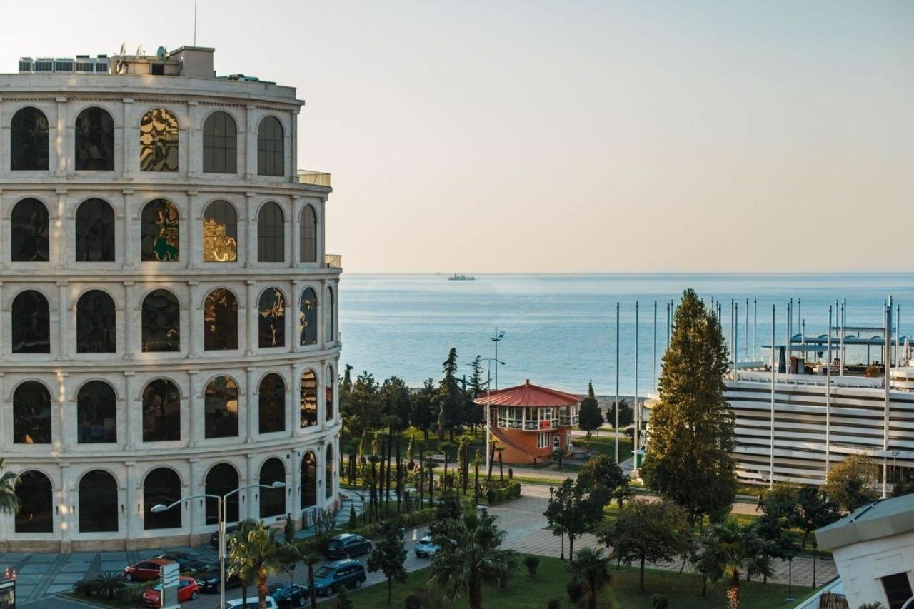 Apartment In Orbi Sea Tower For Rent Batumi Eksteriør bilde