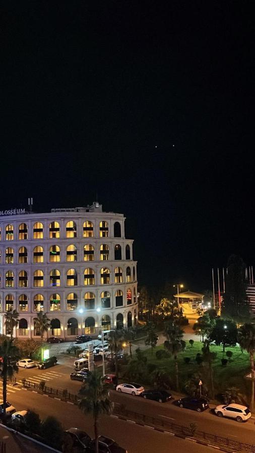 Apartment In Orbi Sea Tower For Rent Batumi Eksteriør bilde